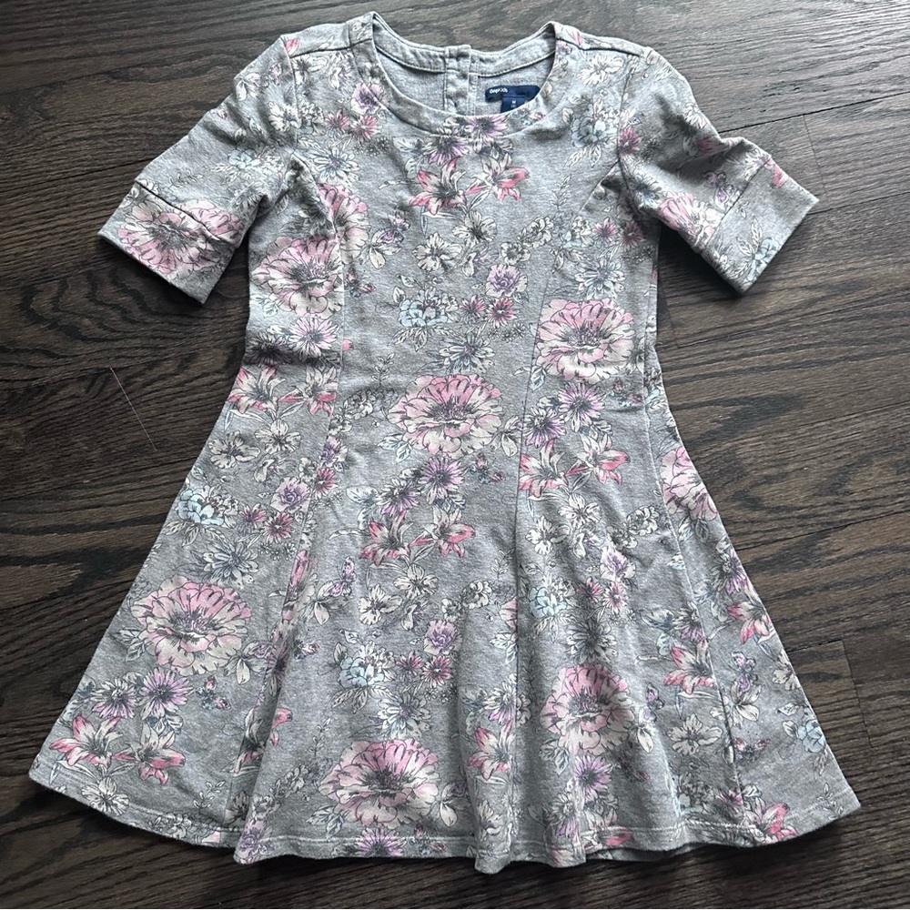 GAP Kids Floral Dress in Gray and Pink Size M (8 Years)